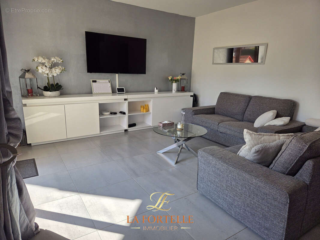 Appartement à BONNIERES-SUR-SEINE