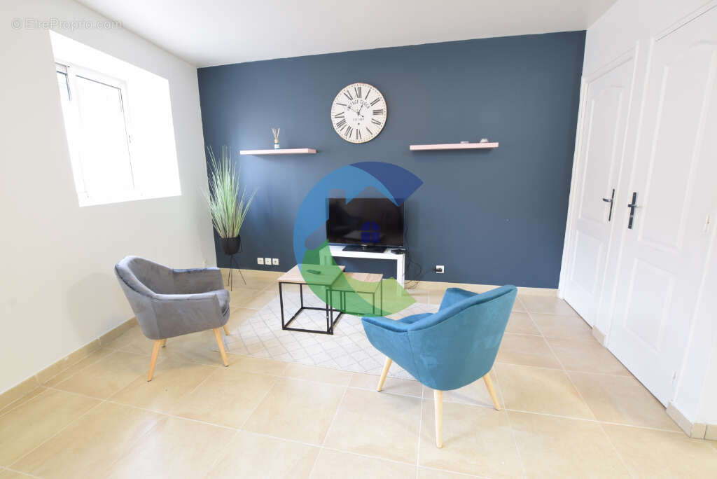 Maison à BALLAINVILLIERS