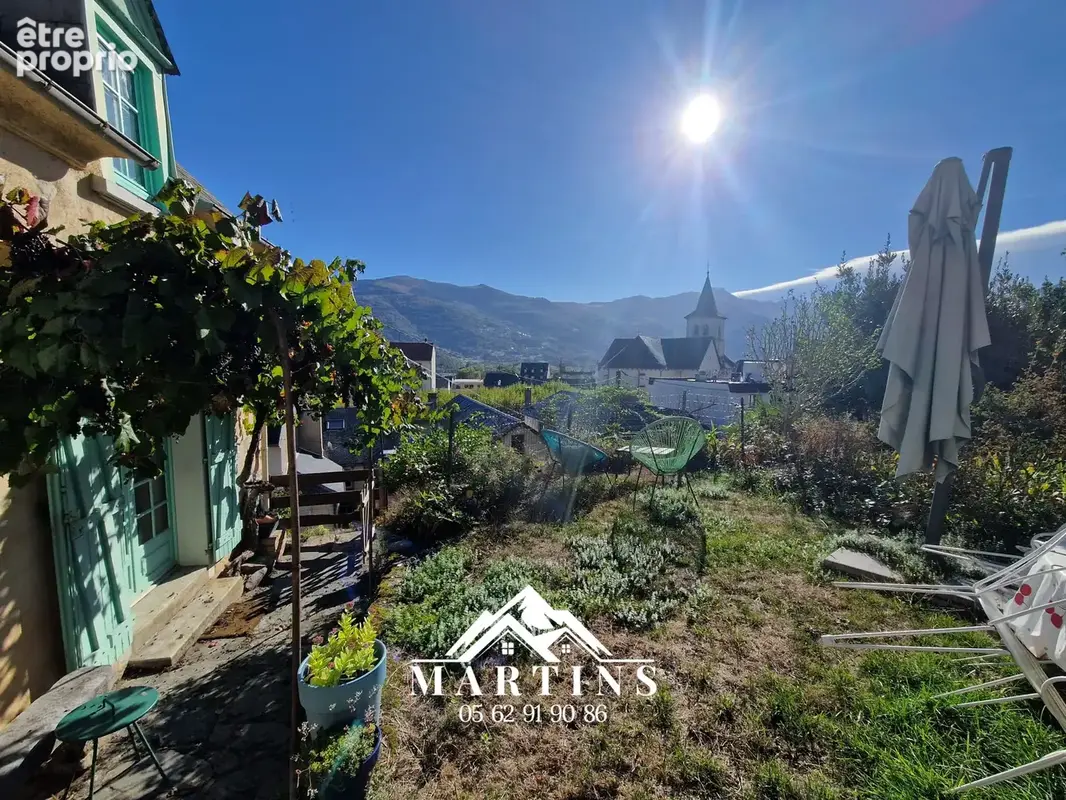 ARGELES-GAZOST - Charmante maison bigourdane en centre ville d'ARGELES-GAZOST. - photo 2