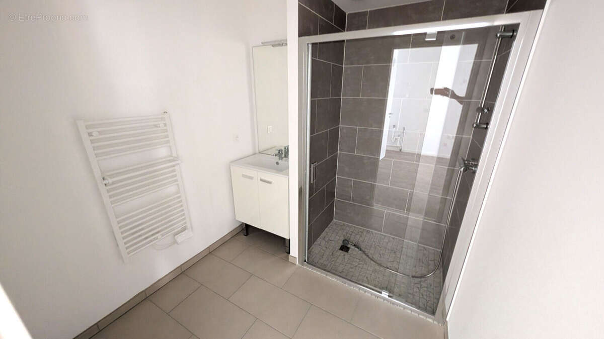 Trsè bel appartement T2  à Mont de Marsan de 43.29 m2 - photo 4
