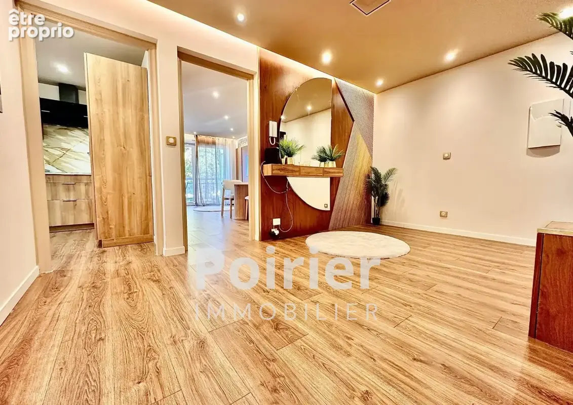 Photo Appartement à Evian-Les-Bains au prix de 680 000€