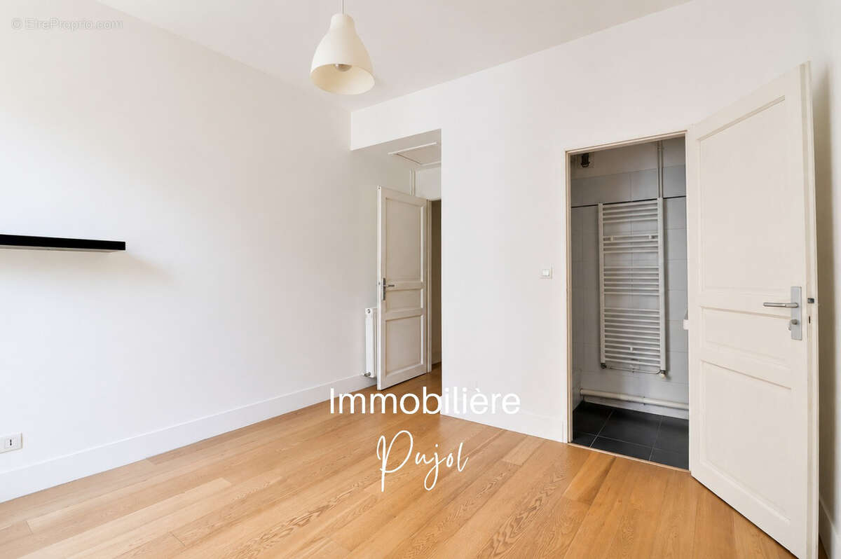 Saint Victor 13007 - T3 de 70m2 (parking en option ) - photo 11