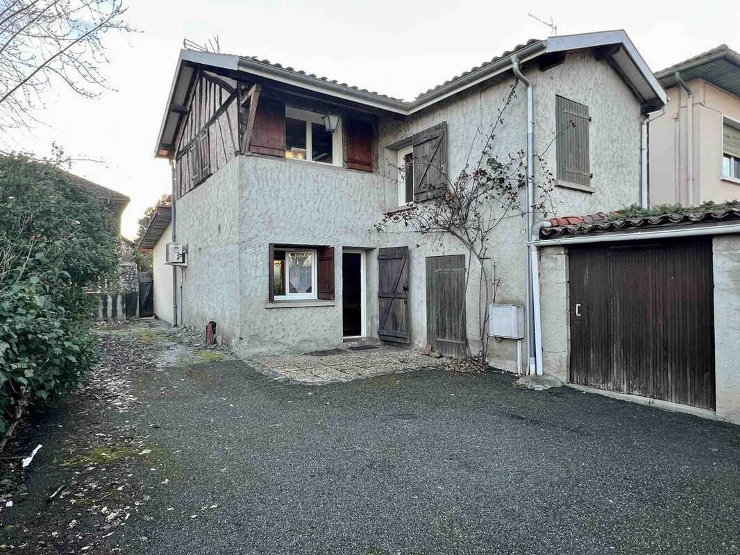 Maison à CAZERES-SUR-L'ADOUR