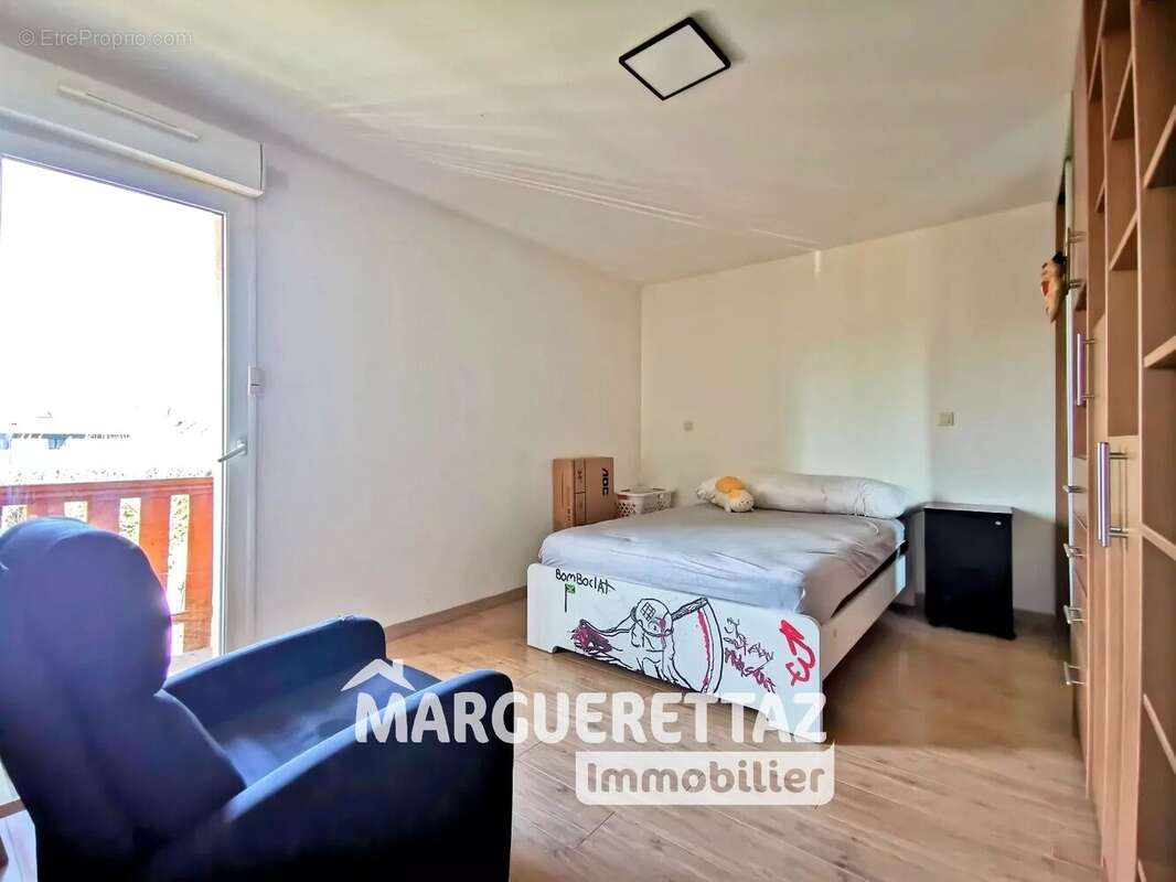 Maison à NEYDENS