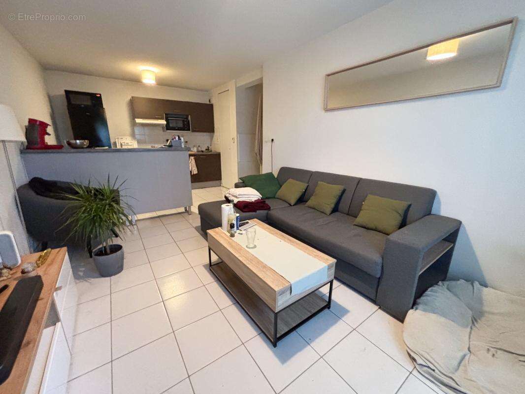 Appartement à LE HAILLAN