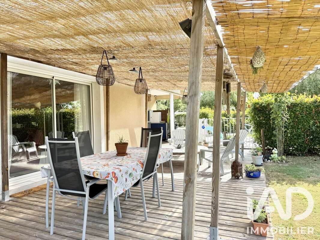 Maison 120 m² à Mios  - photo 5