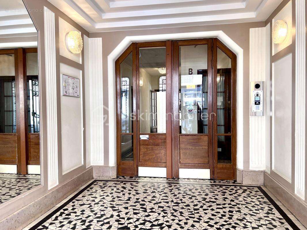 Appartement à PARIS-18E