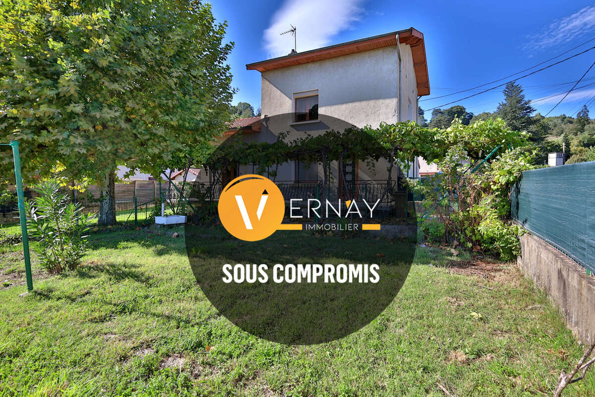 Maison à OYTIER-SAINT-OBLAS