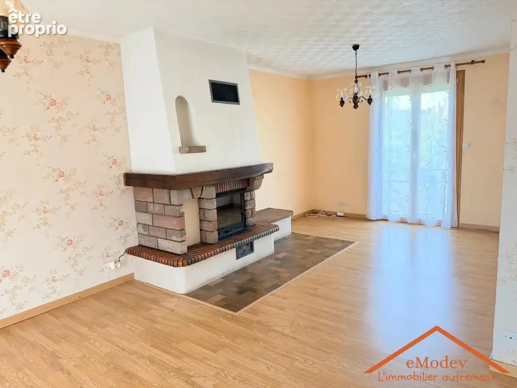Maison 5 pièces 101 m² à vendre à Eloyes (88510) - photo 4