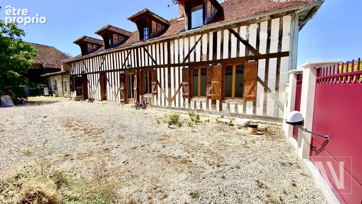 Maison à PRECY-SAINT-MARTIN
