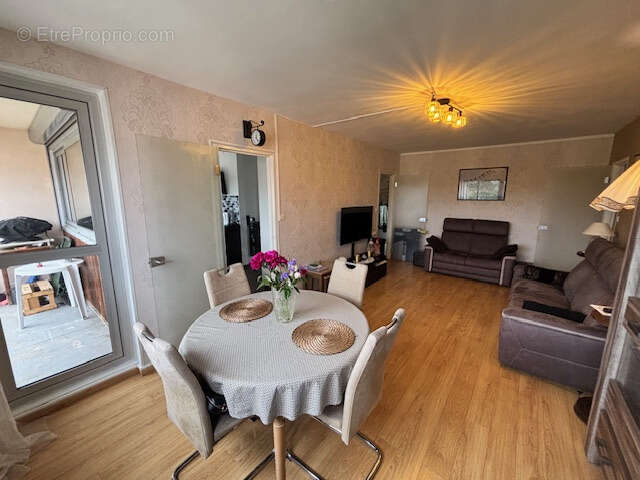 Appartement à SAINT-PIERRE-LES-ELBEUF
