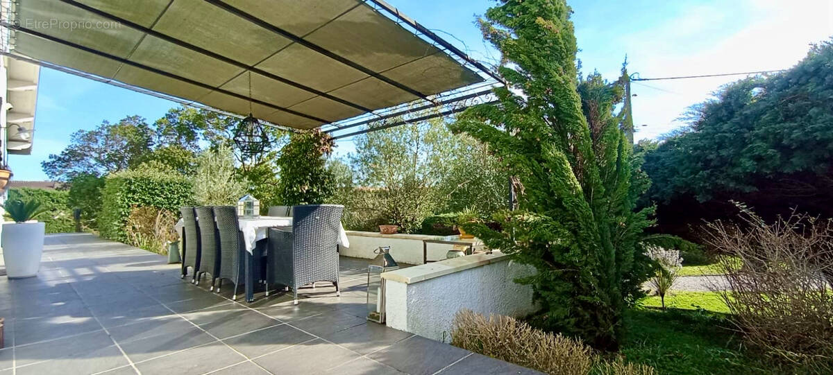 Maison à LAMARQUE