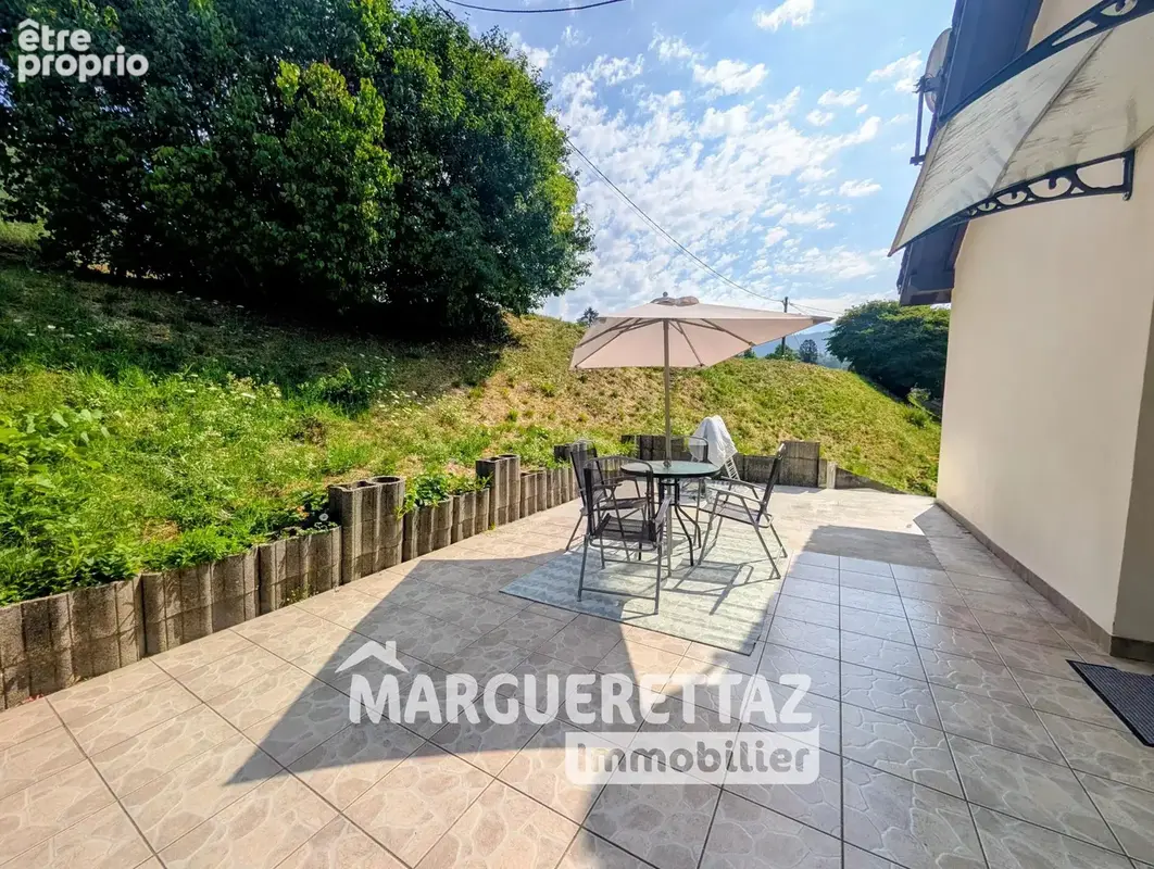 Local commercial + maison SAINT JEOIRE - photo 26
