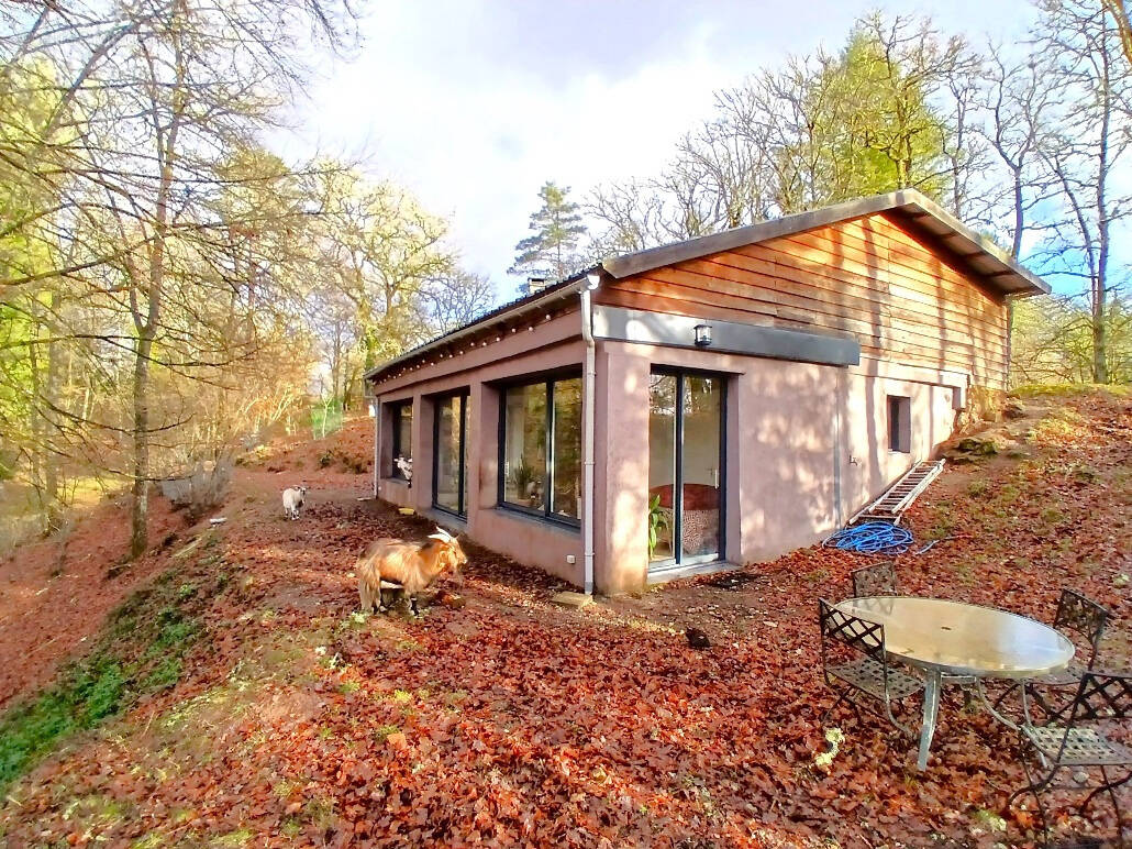 Maison à MARCILLAC-LA-CROISILLE