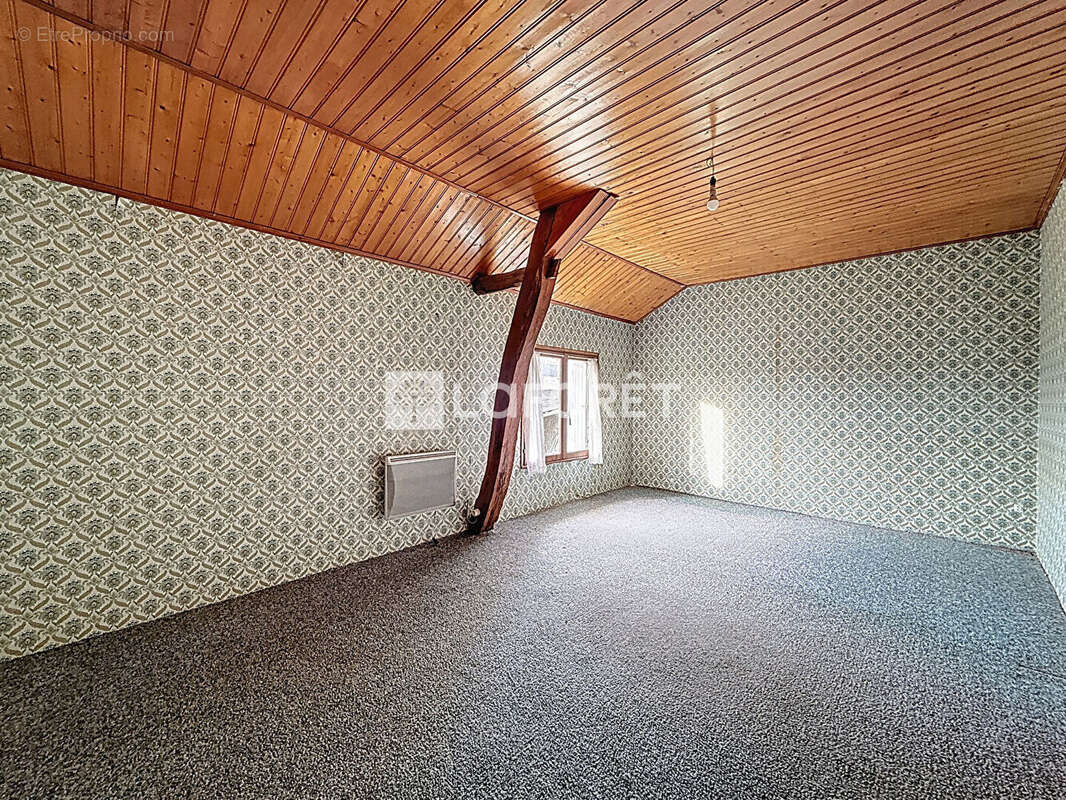 Maison à DOUE-LA-FONTAINE