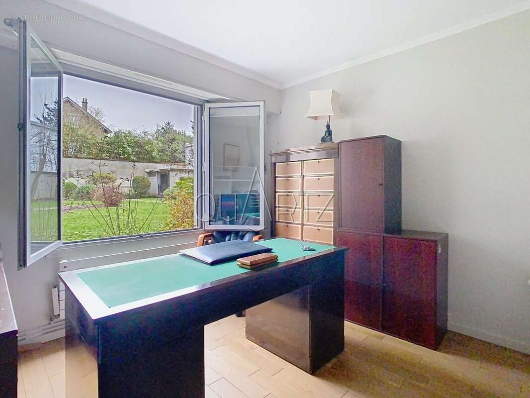 Appartement à LE CHESNAY