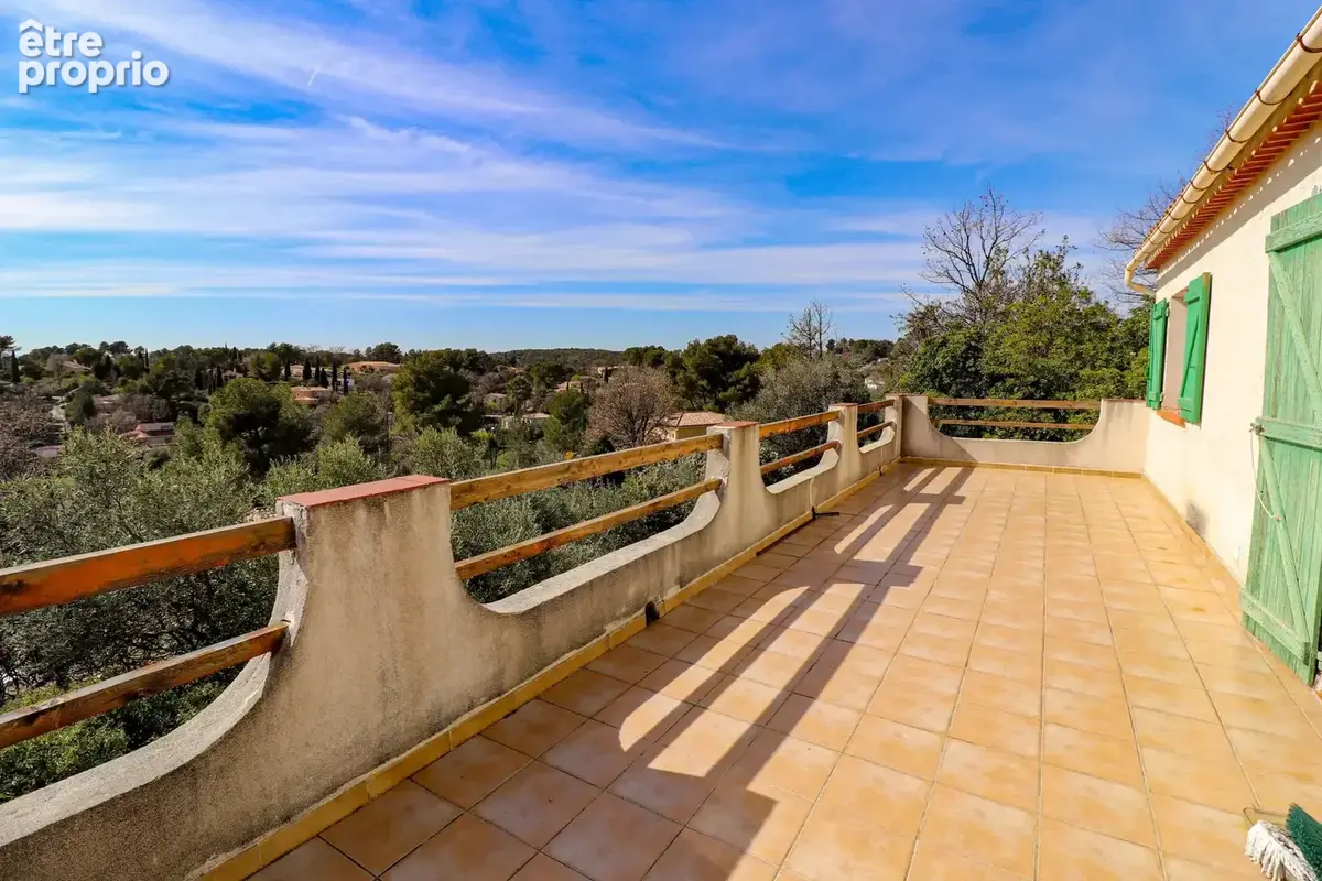 EXCLUSIVITE- VILLA avec dépendance avec Vue sur terrain 1156m2 - photo 3