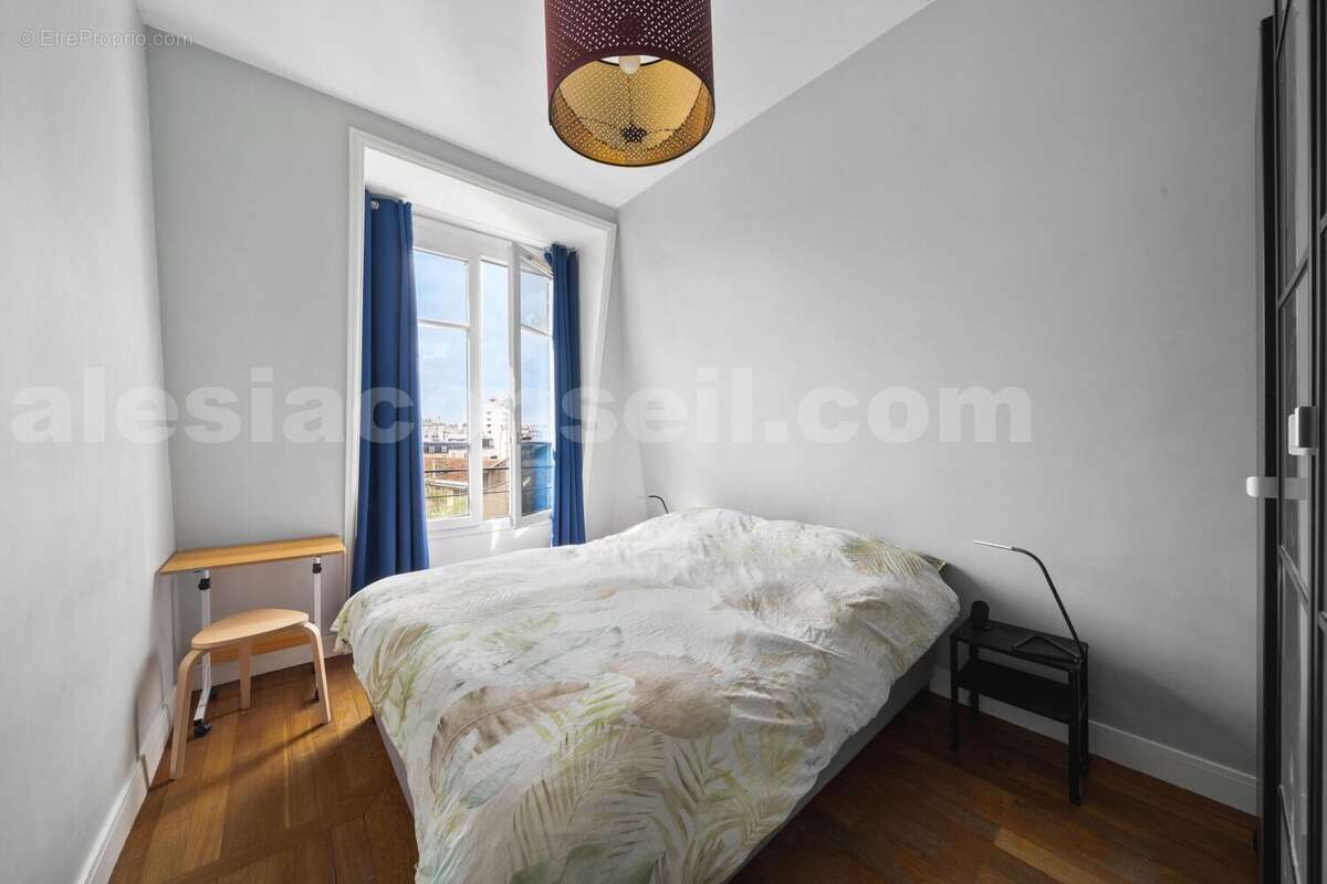 Photo n°1 - Appartement à PARIS-14E