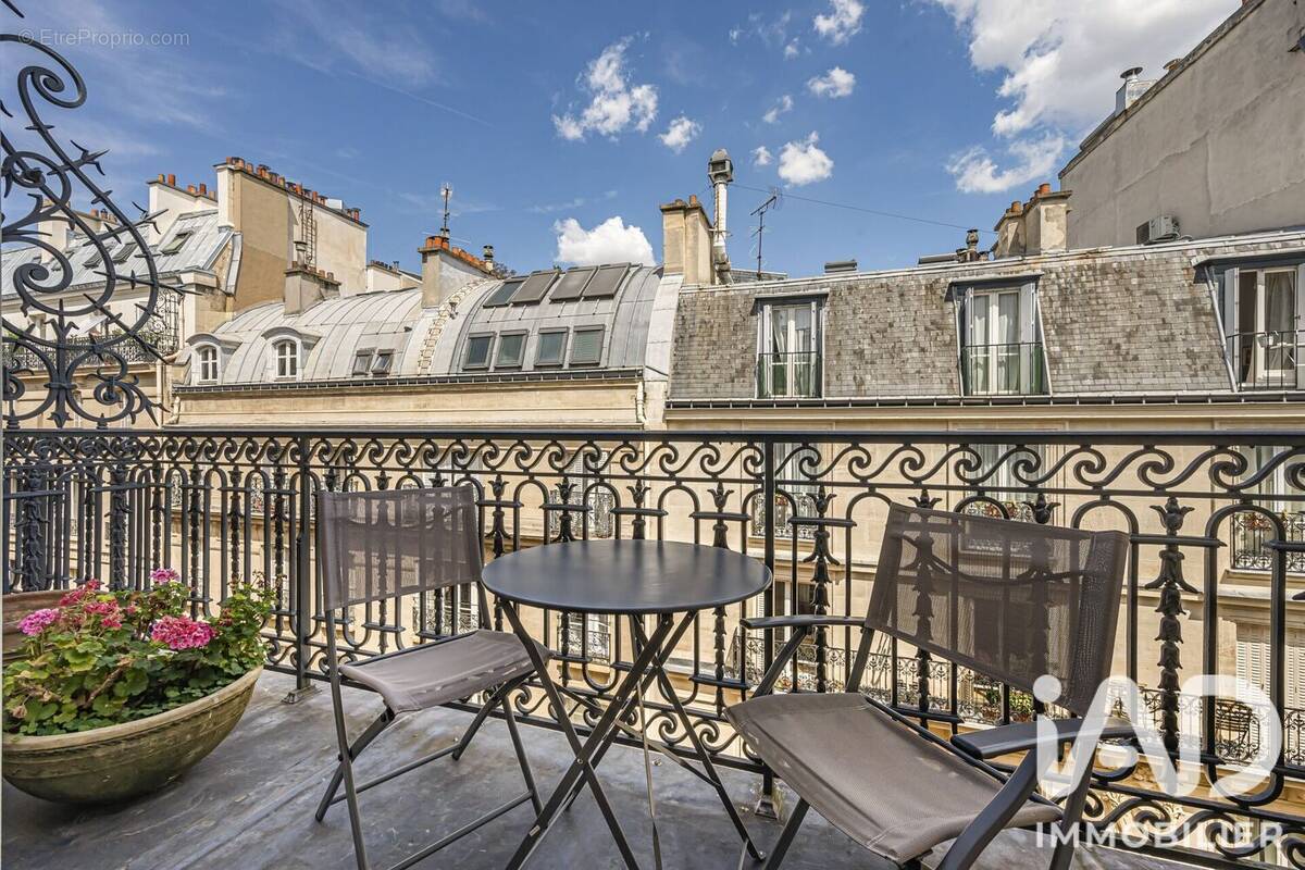Photo 1 - Appartement à PARIS-7E