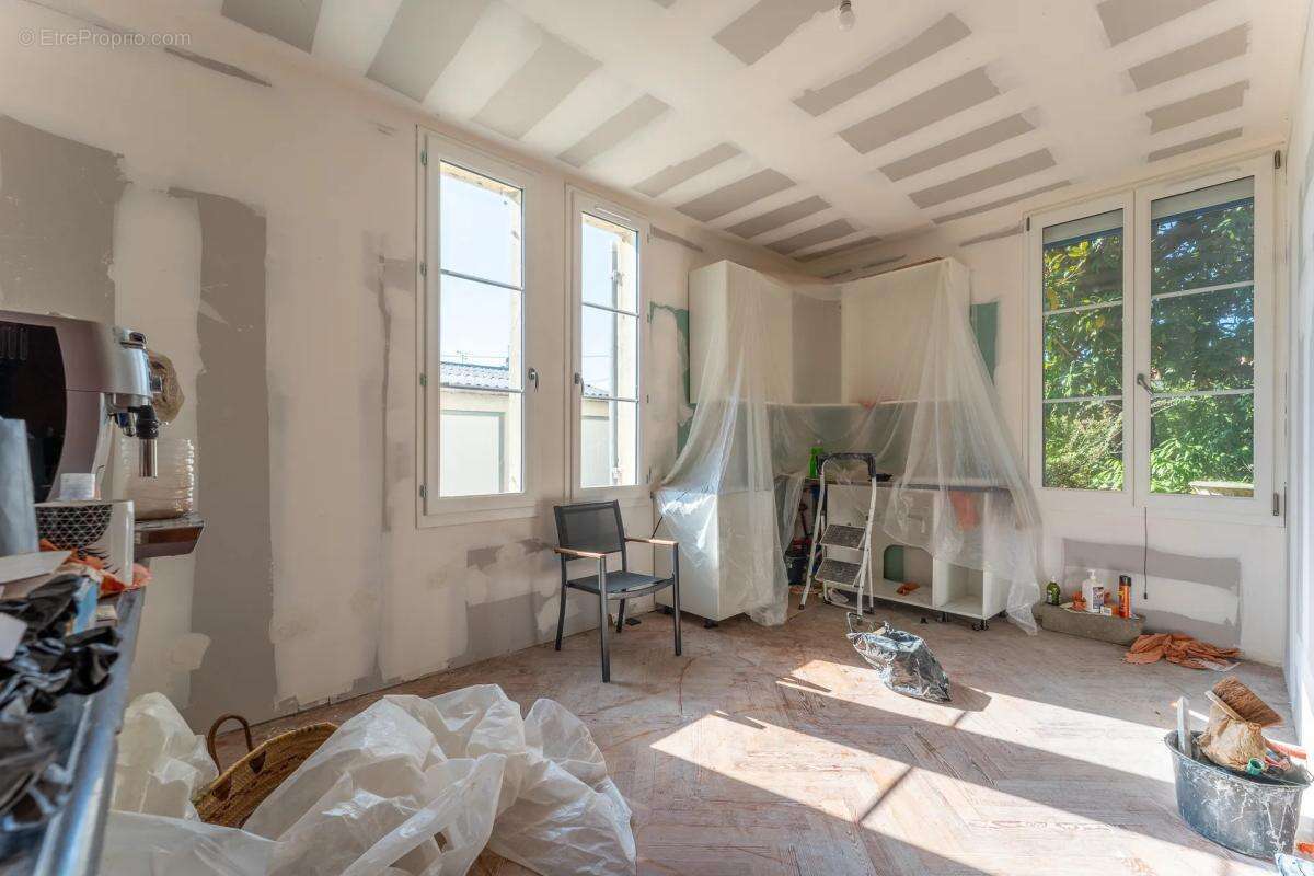 Maison à CASTILLON-LA-BATAILLE