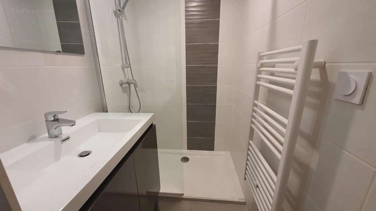 Appartement à MARSEILLE-8E