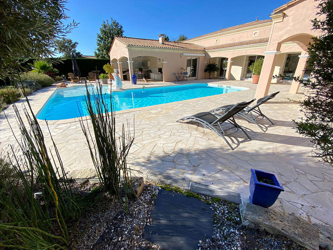 Maison à MARTIGNAS-SUR-JALLE