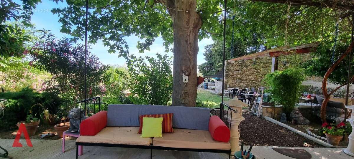 À VENDRE  Superbe maison de maître au cur des vignes à Jonquières (Hérault) - photo 30