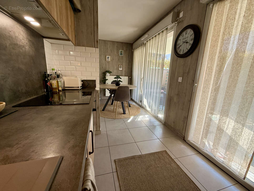 Appartement à SAINT-JEOIRE-PRIEURE