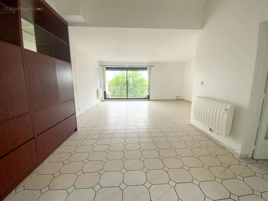 Appartement à LE RAINCY