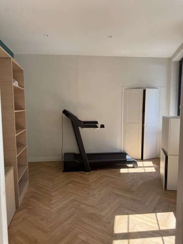 Appartement T4 - A vendre - photo 5