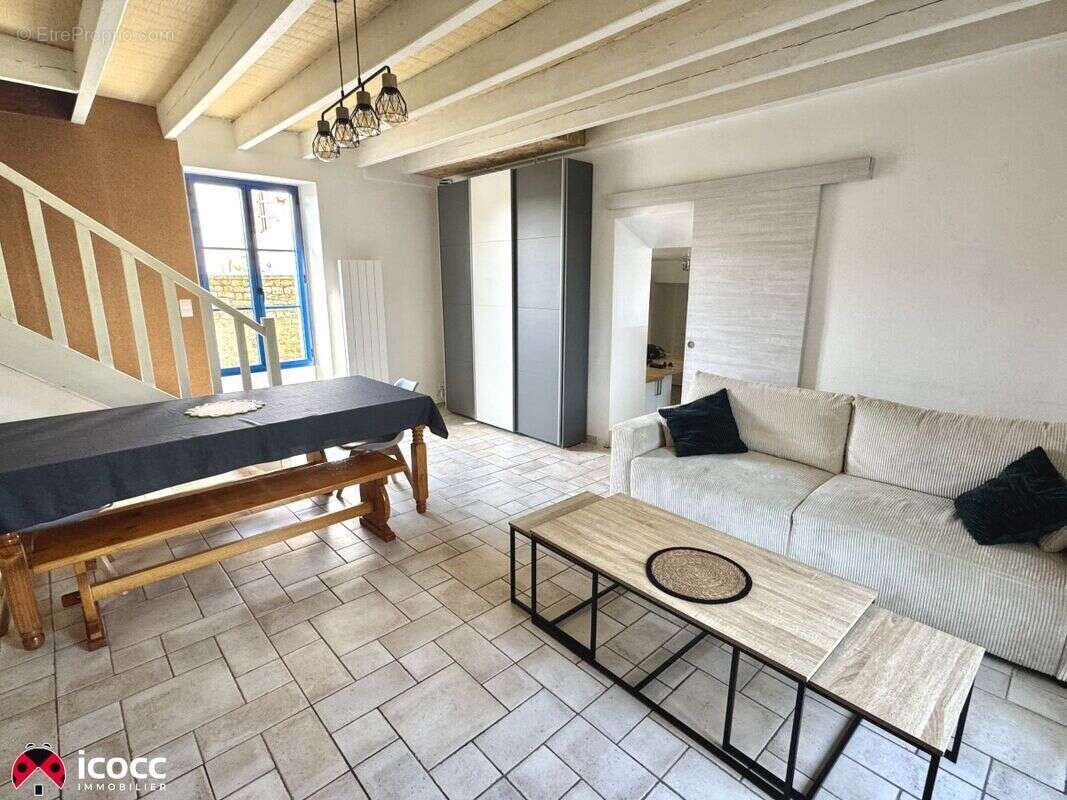 Maison à PEAULT