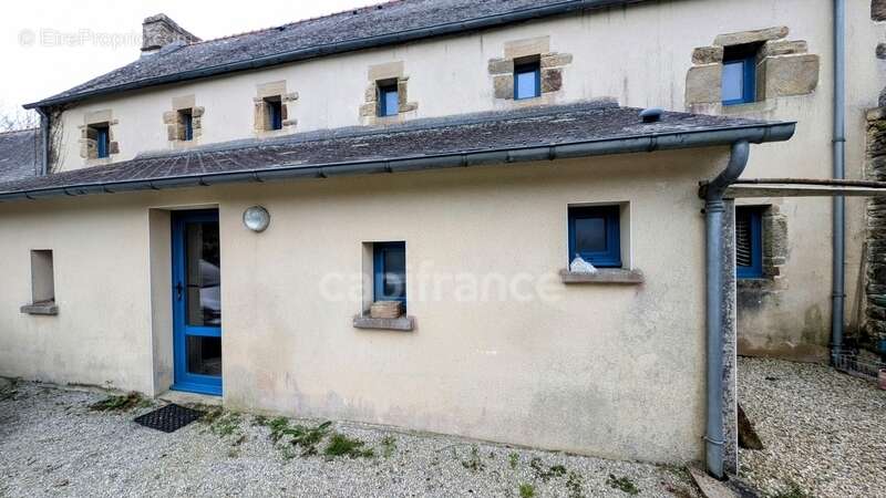 Maison à LOGONNA-DAOULAS