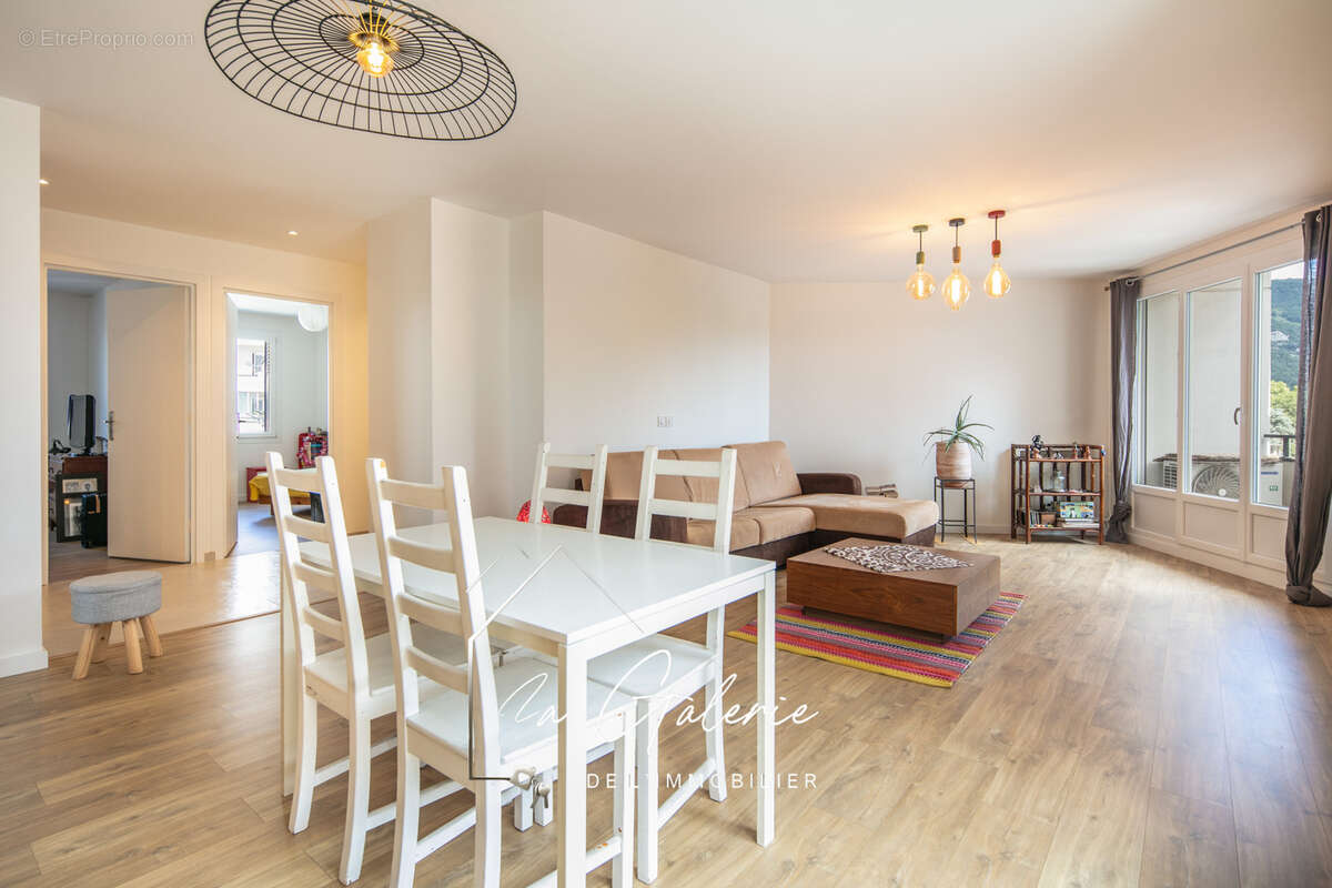Appartement à GRENOBLE