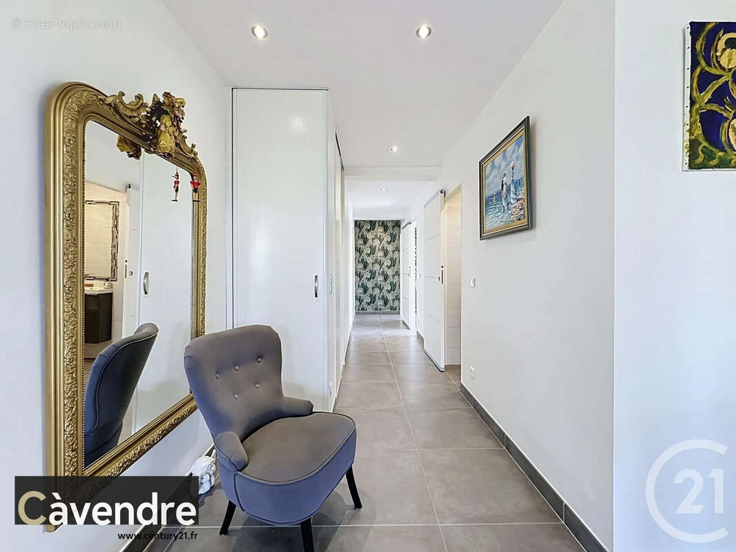 Appartement 101 m² à Avignon  - photo 6