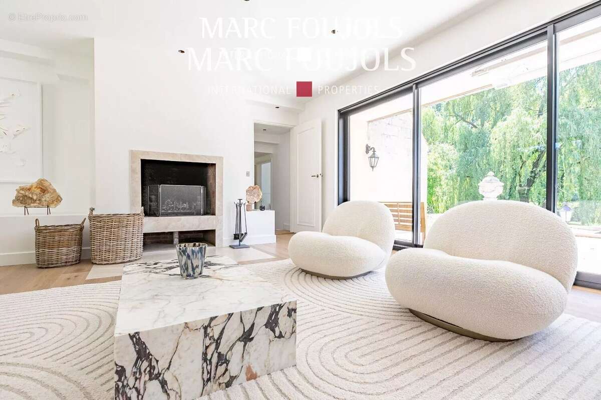 Maison à FONTAINE-CHAALIS