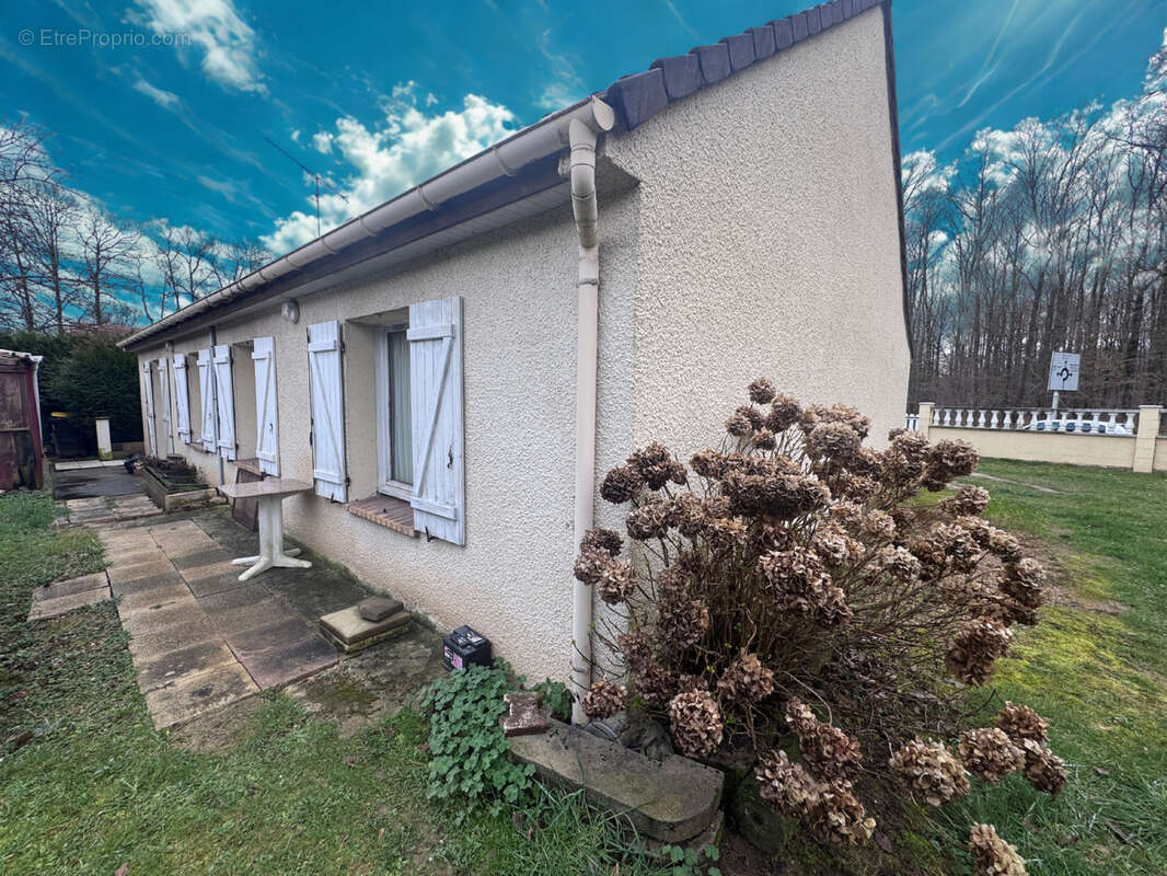 Maison à EZY-SUR-EURE