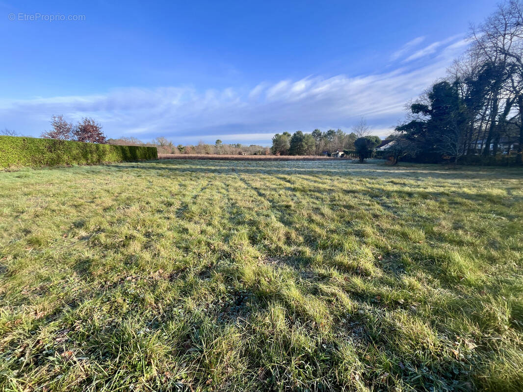 Terrain à BOULAZAC