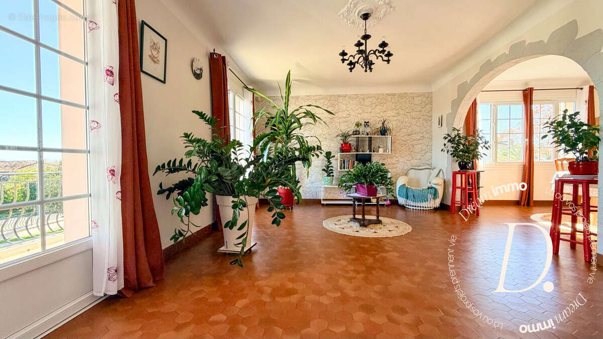 Maison à PONTONX-SUR-L'ADOUR