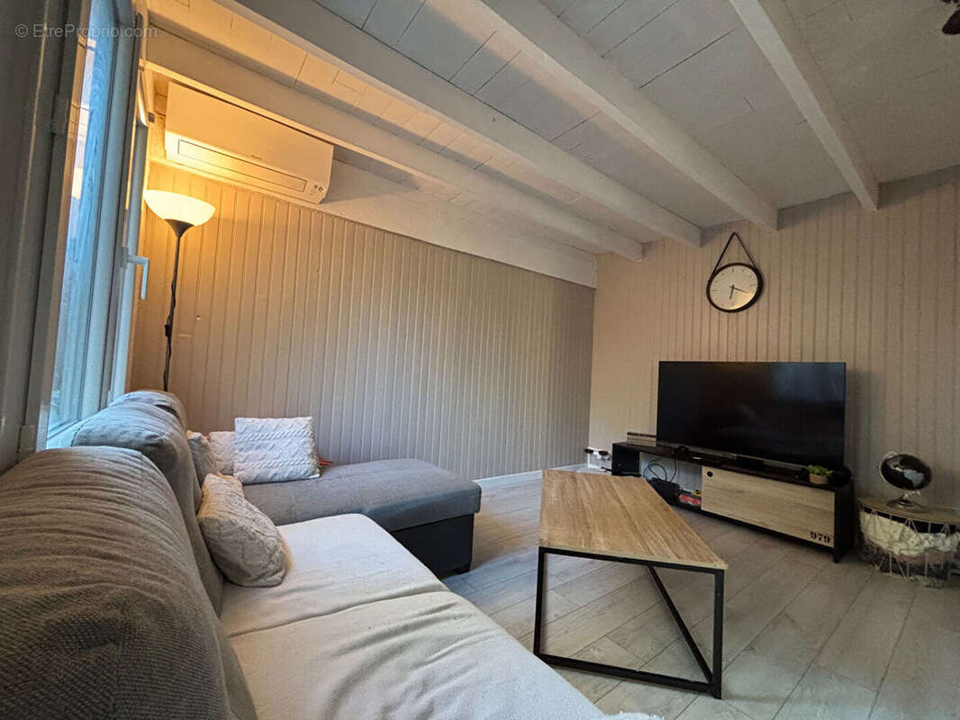 Maison à SERRES-CASTET