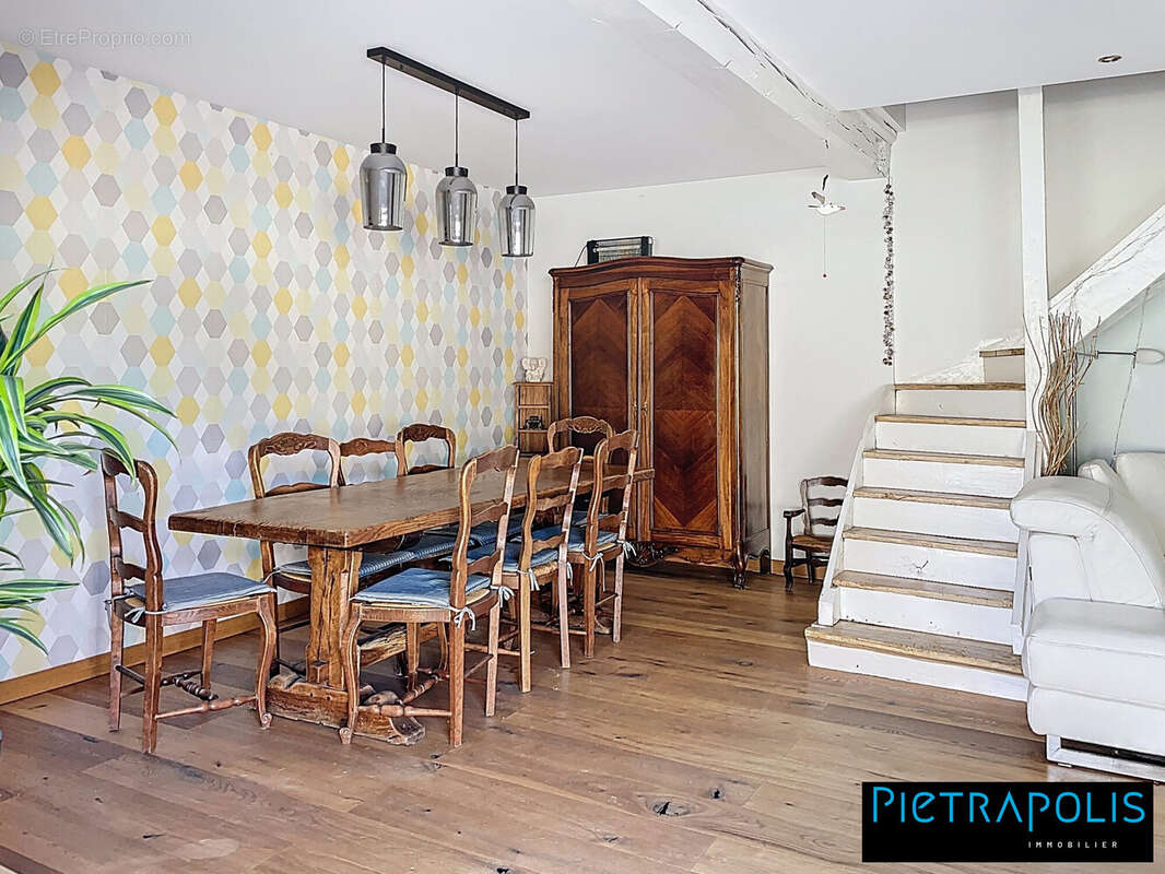 Maison à SAINT-DIDIER-SUR-CHALARONNE