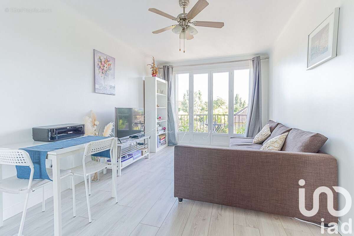 Photo 2 - Appartement à LE BOURGET