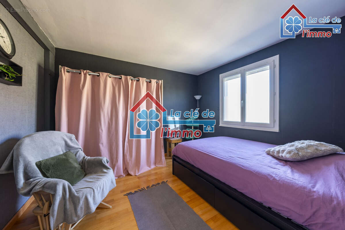 Maison 129 m² à Moissy-Cramayel  - photo 6