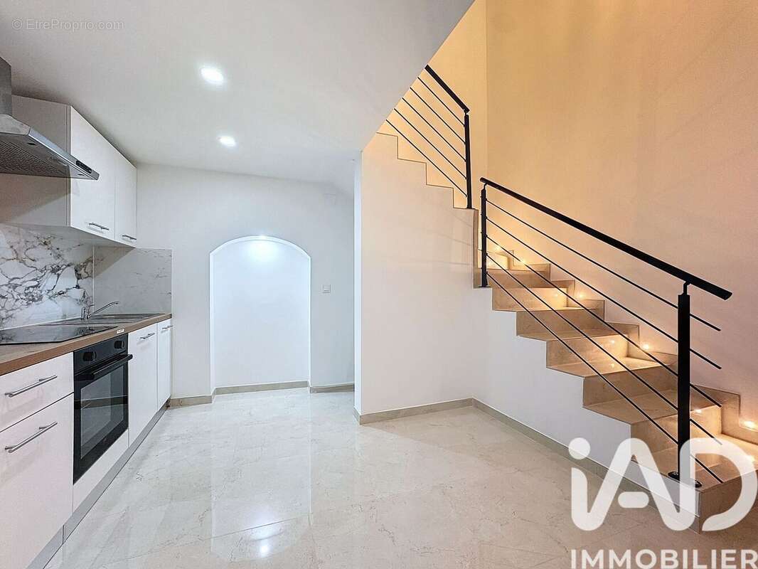 Appartement 75 m² à Redange  - photo 9
