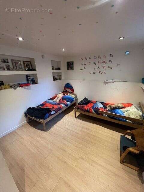 Maison à VILLETANEUSE