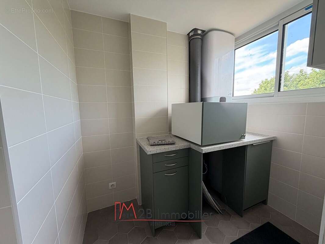Beau f3 entierement renove - photo 6