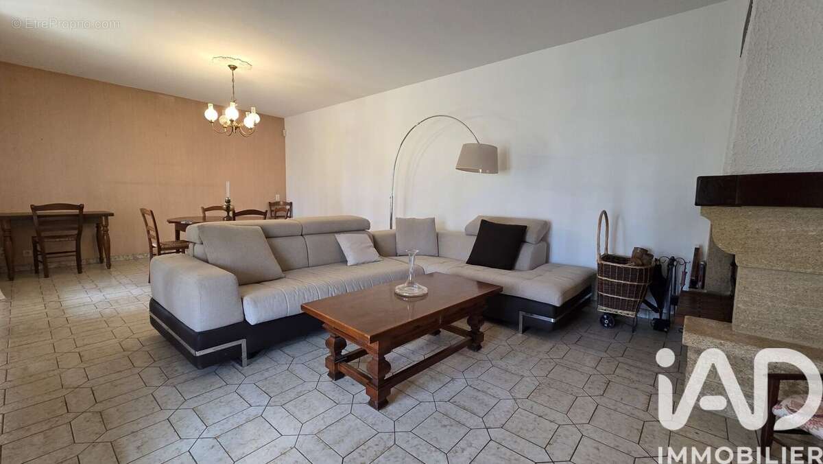 Photo 6 - Maison à SAINT-SATURNIN