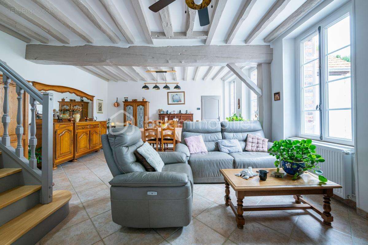 Maison à COURLON-SUR-YONNE