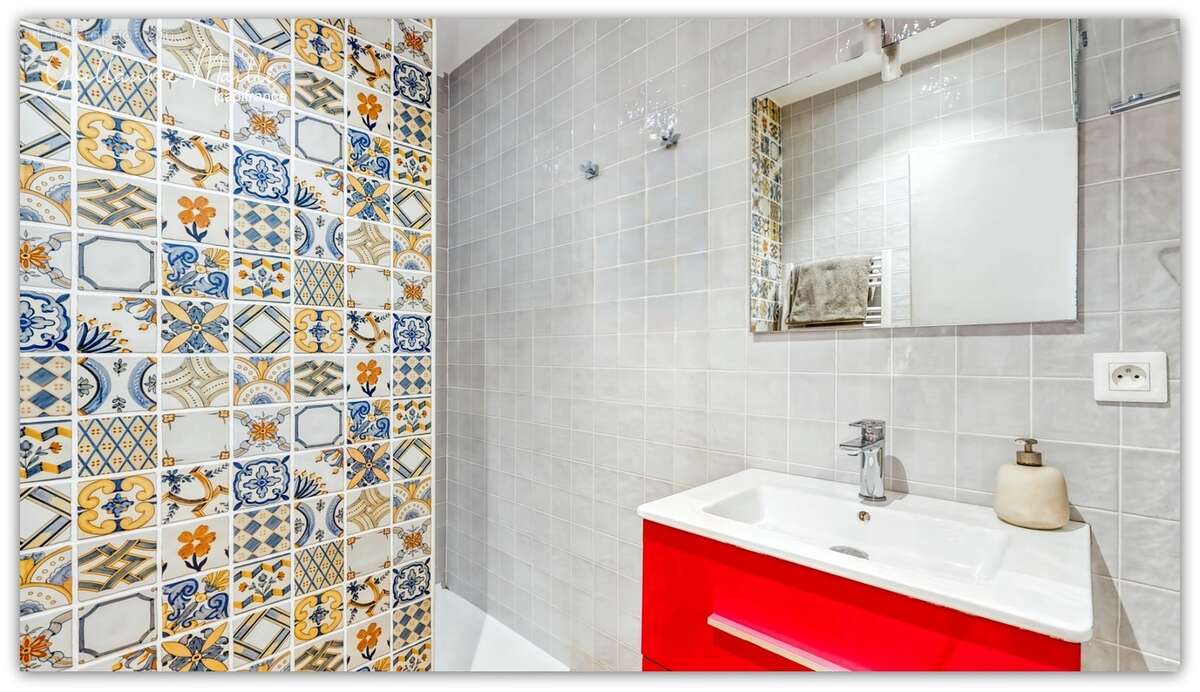Exclusivité - Appartement T3 rénové de 75m² - PEZENAS (34120) - photo 10