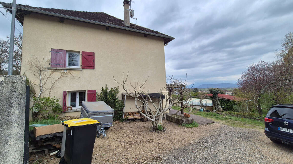 Maison à BEVENAIS