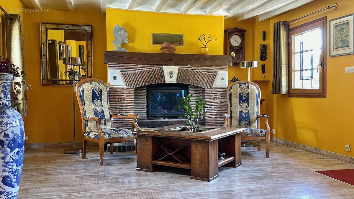 Maison à LA HOUSSAYE